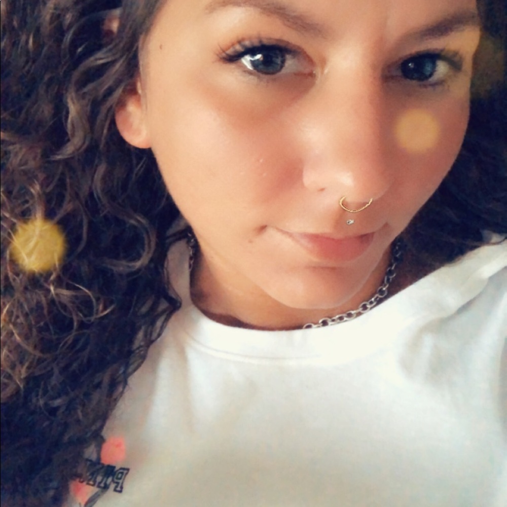 Meet your Posher, Stephanie